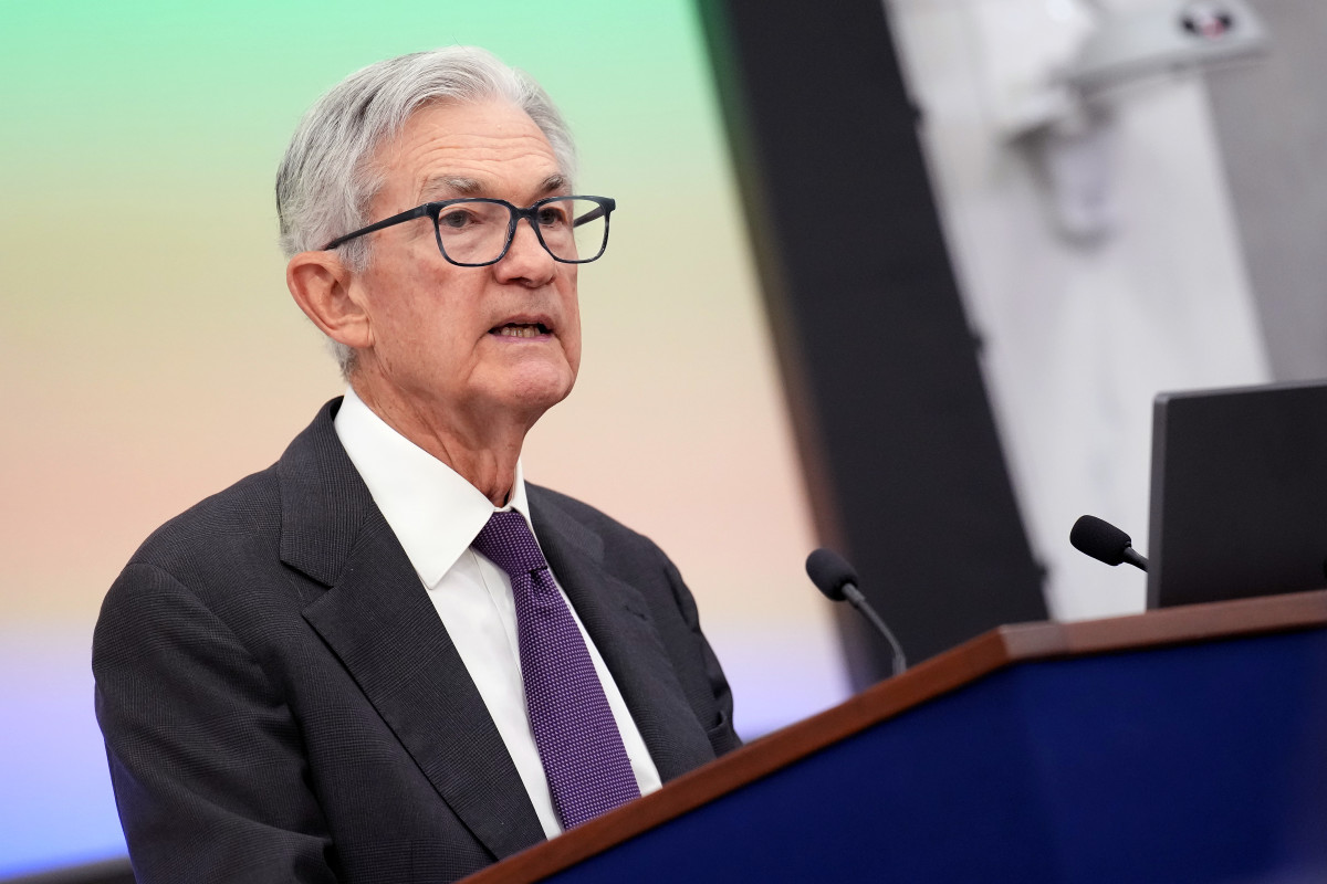 Is This the End of the Crypto Rally? Fed’s Inflation Warning Spooks Investors